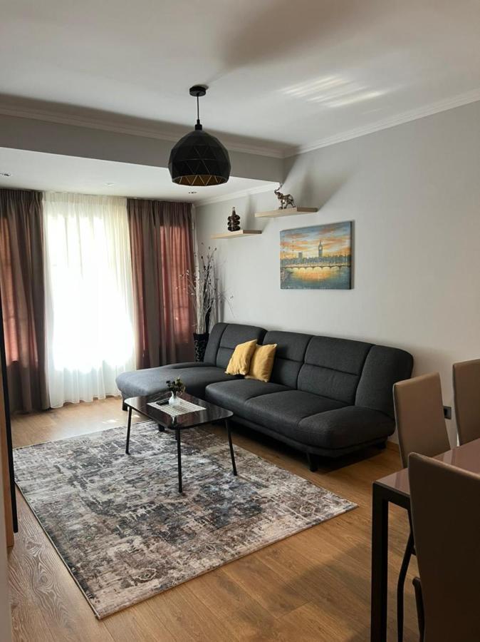 Comfort 1 Tirana